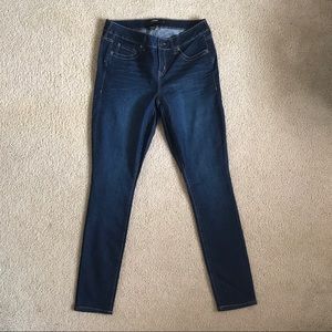 Torrid NWOT 12T Skinny Jeans Tall